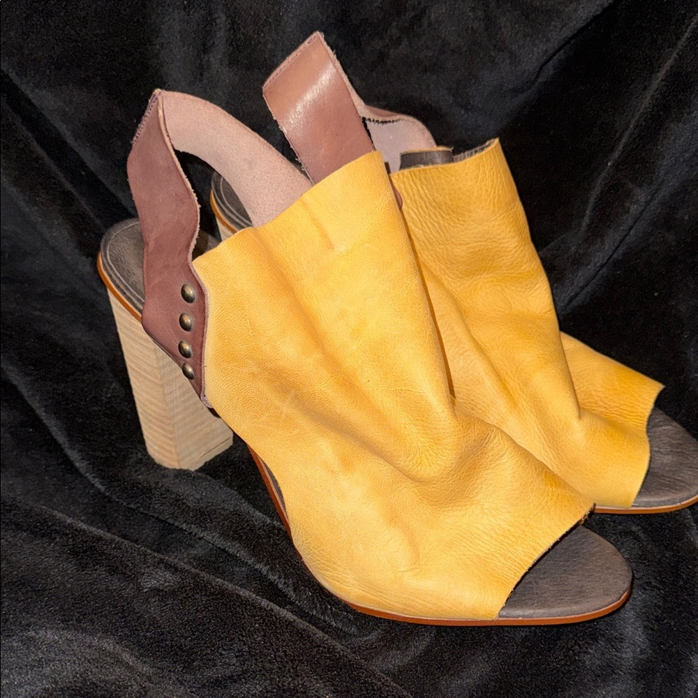 FP Movement by Free People Mustard and Chestnut Heels